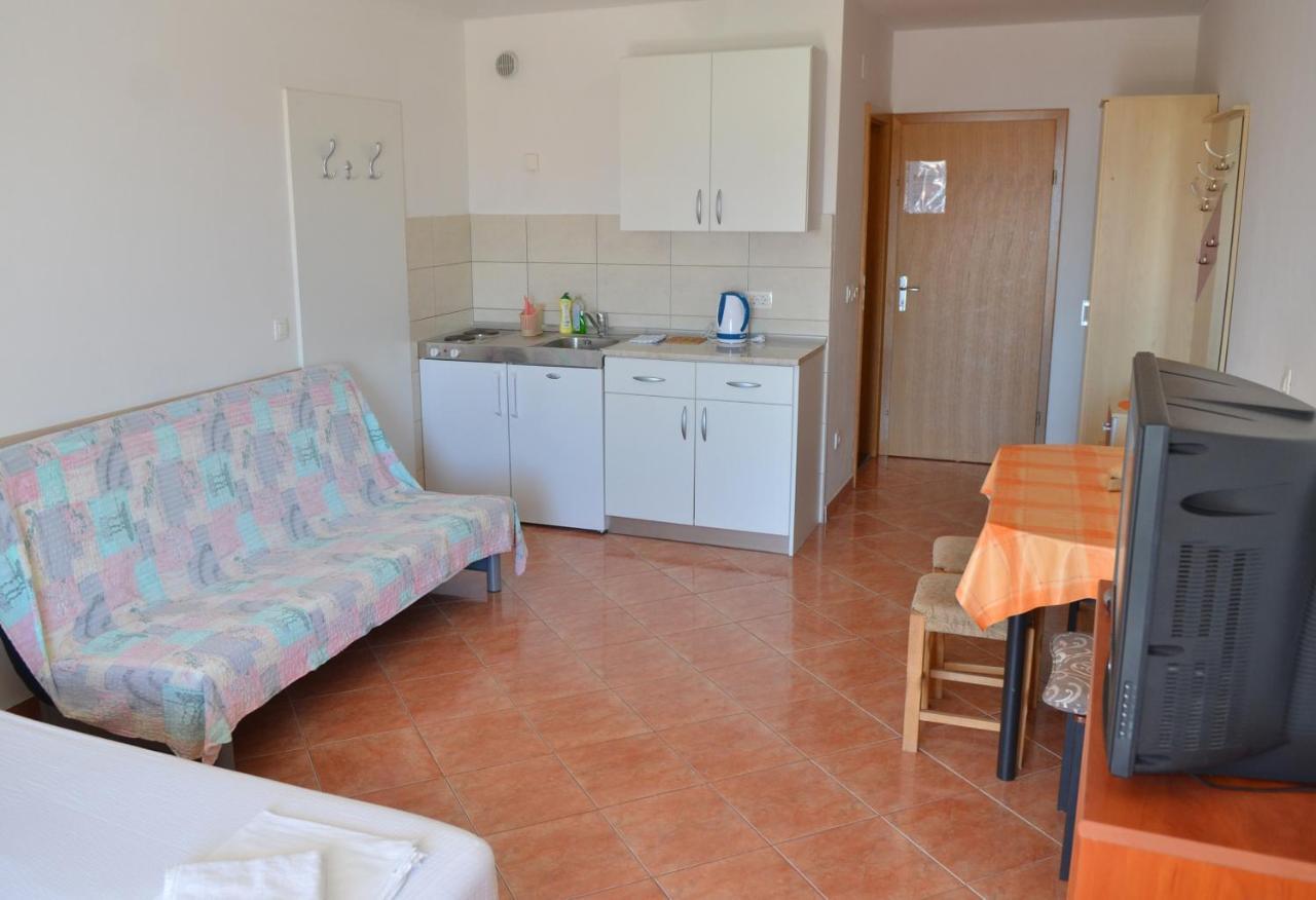 Apartments By The Sea Gradac, Makarska - 13681 Gradac (Split-Dalmatia) Exterior foto